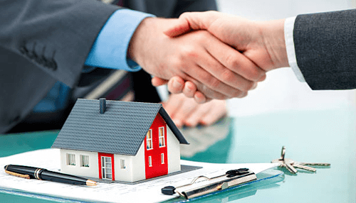 What Exactly is a Mortgage Broker, and Why Should I Use One?